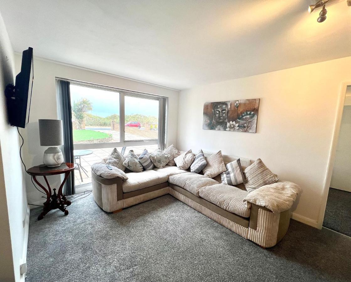 Beach Front Apartment With Free Parking, St Annes Lytham St Annes Exterior foto