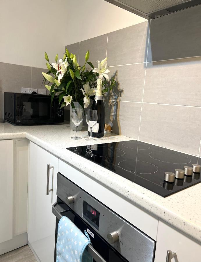Beach Front Apartment With Free Parking, St Annes Lytham St Annes Exterior foto